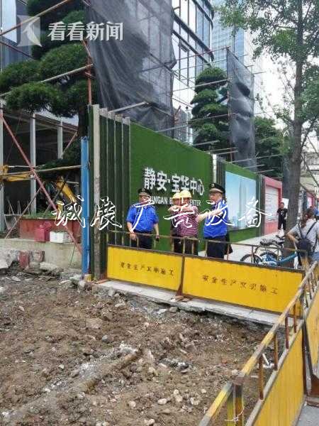 26a1433e889090df69f7e219e9af1606.jpg 南京西路街道排查燈戶外滾動燈箱箱道旗90個 高空廣告牌20塊