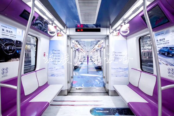 上海地鐵廣告投滾動(dòng)廣告燈箱放一個(gè)月多少錢？